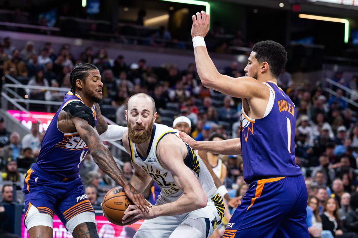 开云官方网站-NBA排名大变脸!火箭湖人抢第3,3队争西部第5,骑士队第4难保